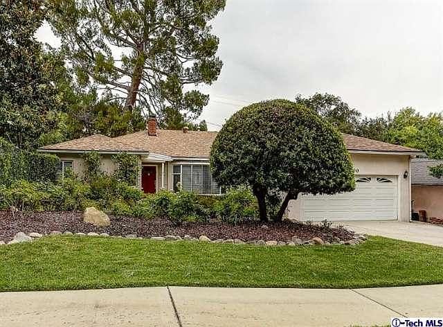 1st image of 2100 Grand Oaks Ave