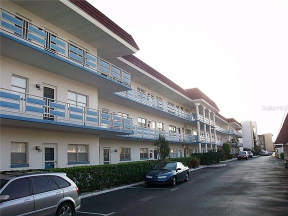 2nd image of 5940 30th Ave S APT 302