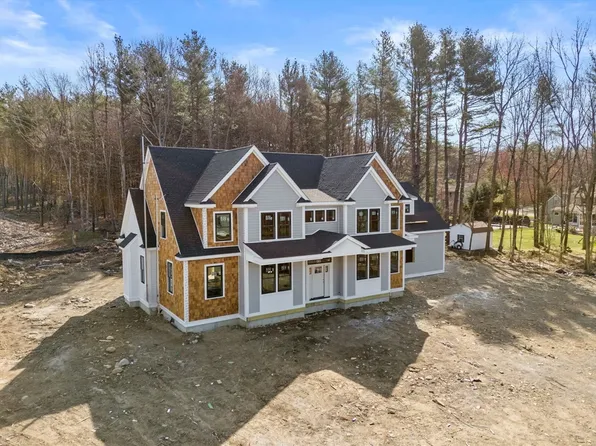 14 Jacobson Dr, Boylston, MA 01505