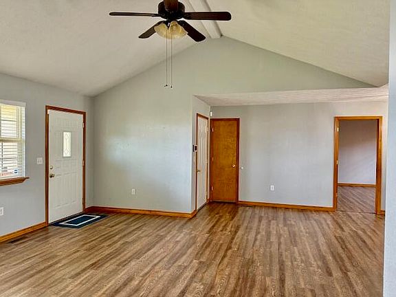 4th image of 1605 Riggs Street