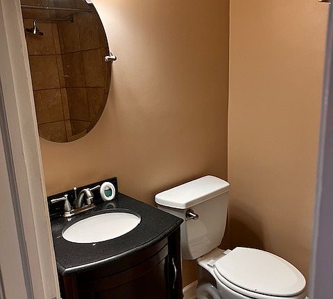 2nd image of 514 W Miner St #2