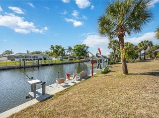 1940 Greenlawn Dr, Englewood, FL 34223