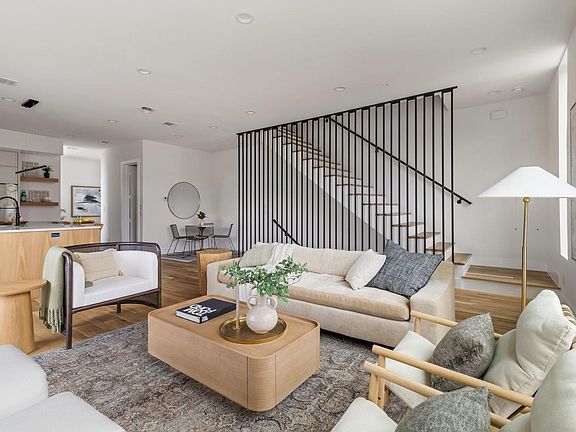 3rd image of 4330 Dickason Ave #101