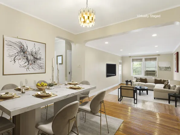 1620 Avenue I image 1 of 8