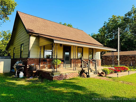 2nd image of 17405 S Garnett Rd