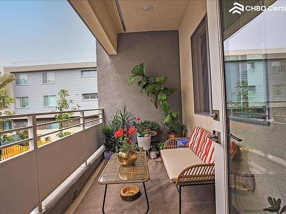 Walk-out Balcony