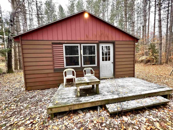 N13098 Limberg Ln, Silver Cliff, WI 54104