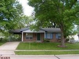 2512 Auburnhill Ct, Florissant, MO