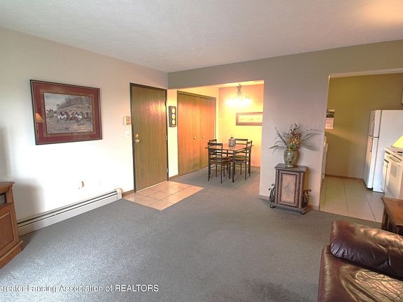 5th image of 1151 Sunview Dr