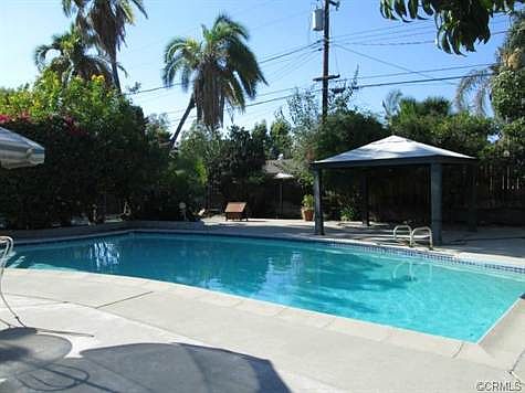 4th image of 2825 E Sunset Hill Dr