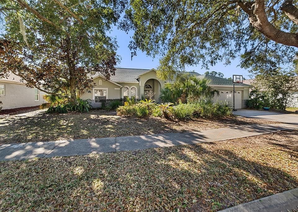 1st image of 16142 MAGNOLIA HILL STREET