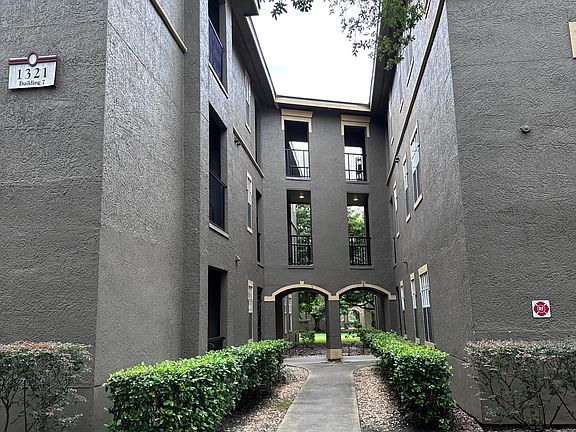 3rd image of 1321 Arbor Vista Loop Unit 225