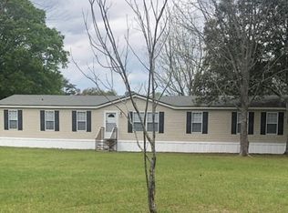 55 Meadowbrook Ln, Douglas, GA 31533