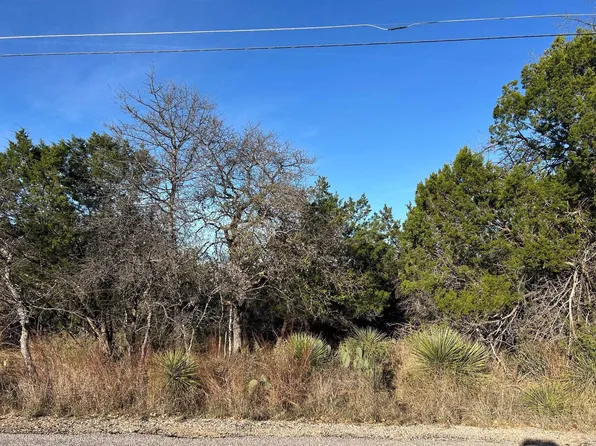 118 W Greenbriar, Granite Shoals, TX 78654