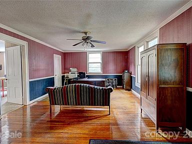 202 W Main St, Cherryville, NC 28021 | Zillow