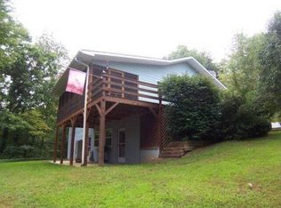 134 Fox Layre Rd, Franklin, NC 28734