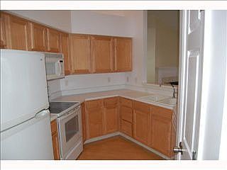 3rd image of 7354 Sycamore Run Dr