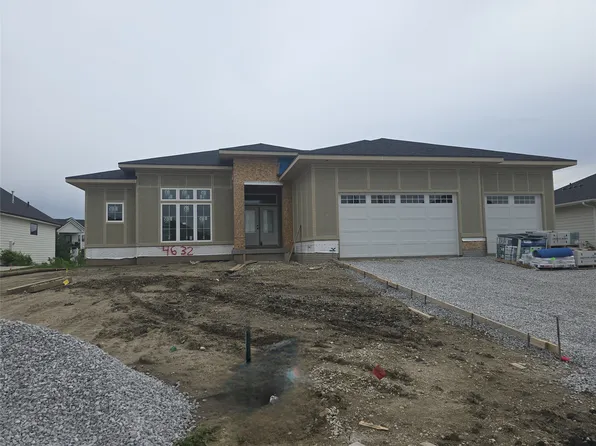 4632 161st Ct, Urbandale, IA 50323