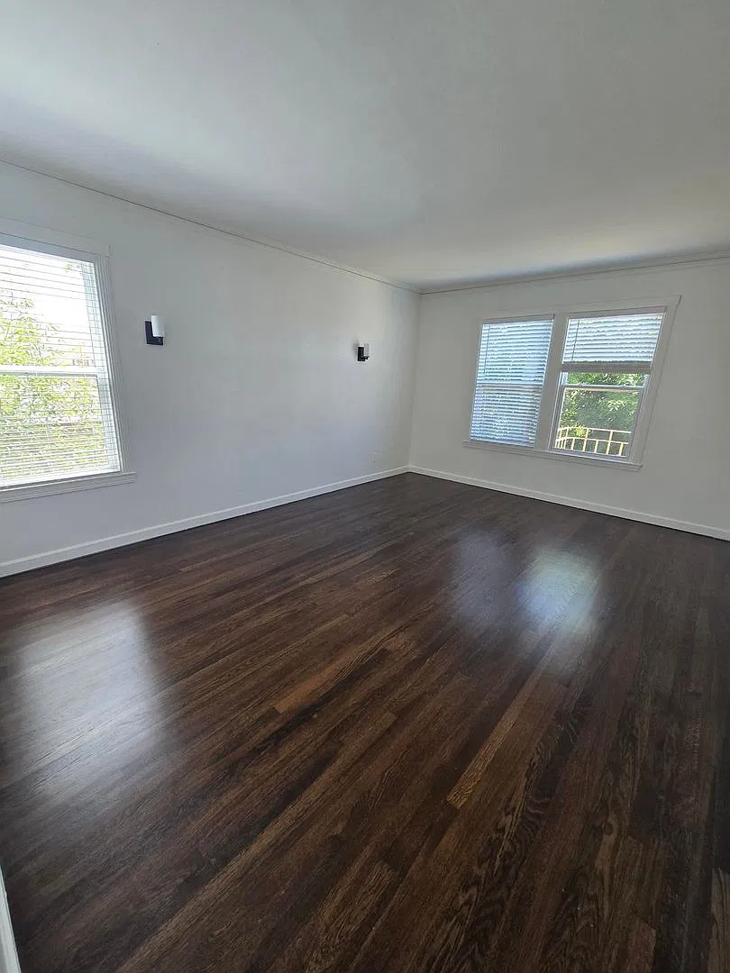 1440 Floribunda Apartments — Photo 2