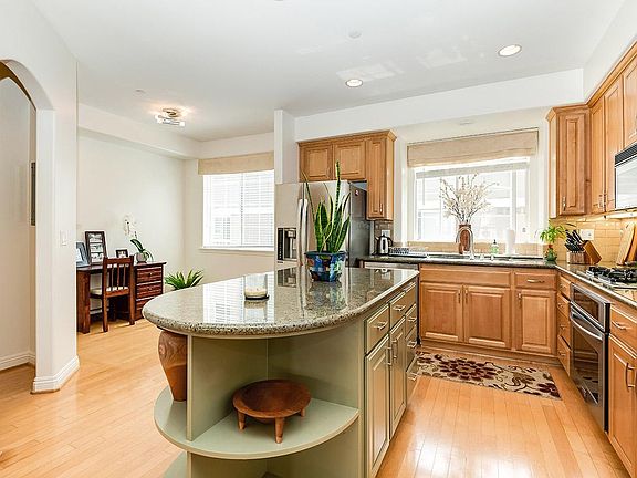 4th image of 4124 W Kling St