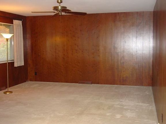 5th image of 9143 Glencrest Dr