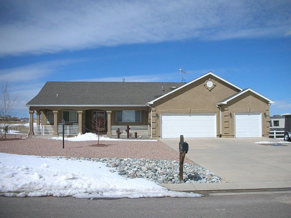 Custom Ranch on .50 Acres