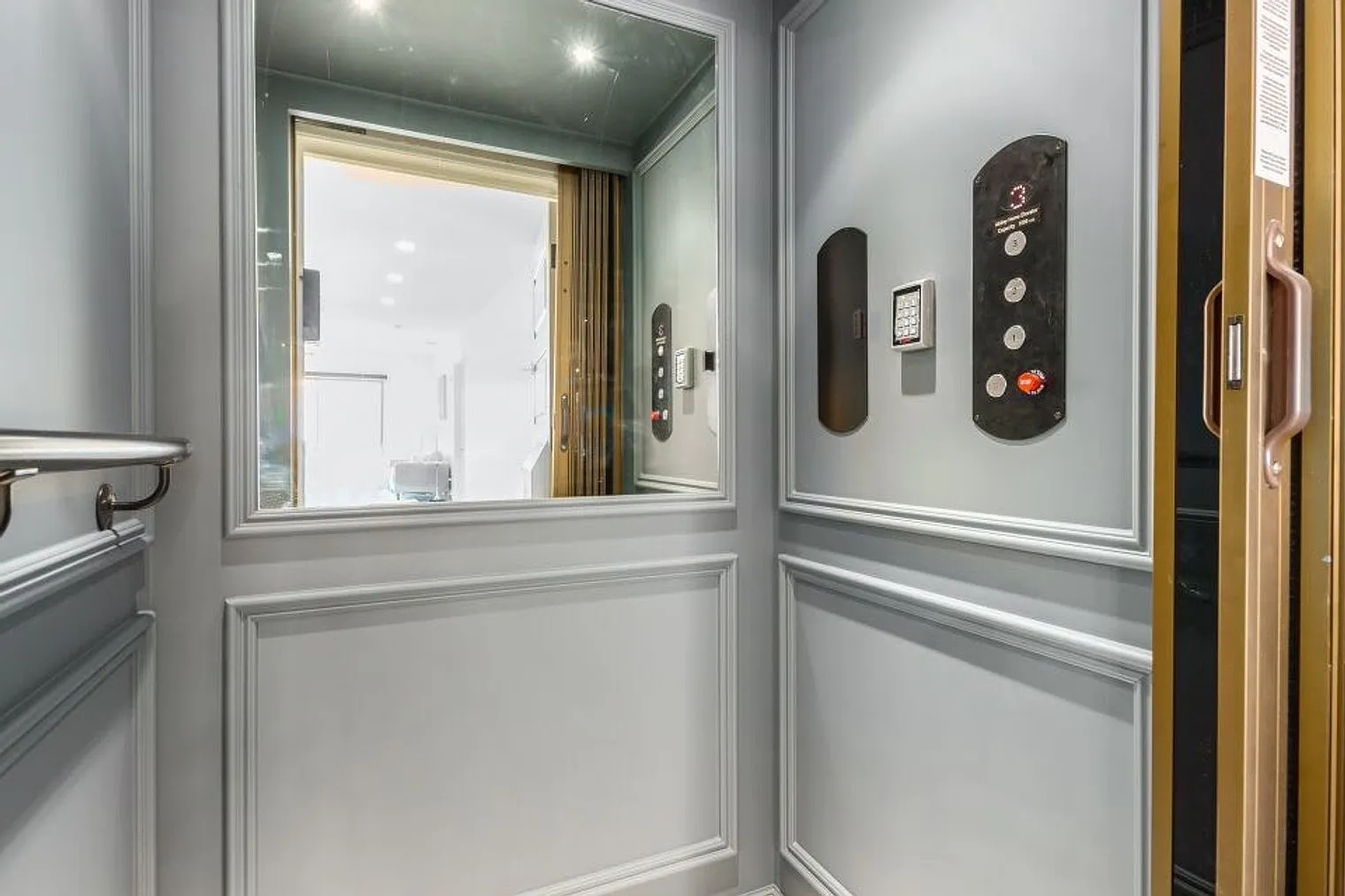 Studio, 1.0 bath, 721 sqft, $2,587 — Photo 3