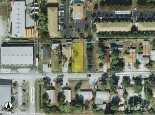 2531 Linwood Ave, Naples, FL 34112