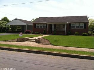 514 Weaver Ave, Chambersburg, PA