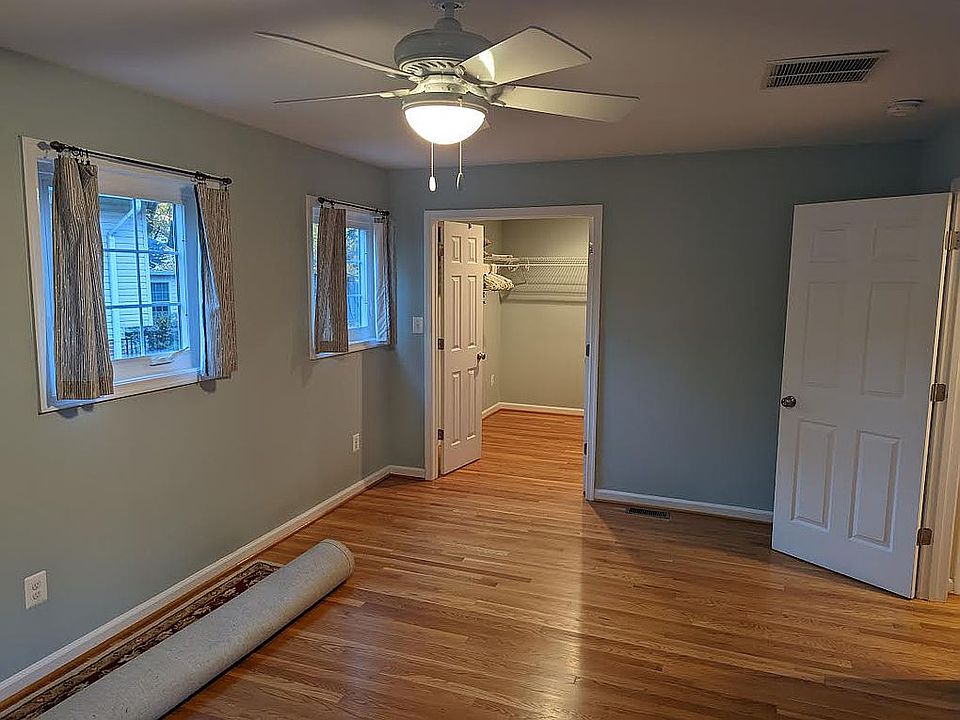 1st image of 2442 Shenandoah St