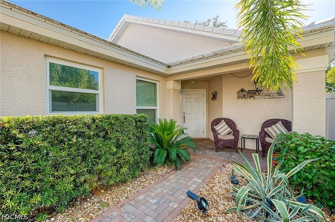 3 bed, 2.0 bath, 1848 sqft, $3,500 — Photo 3