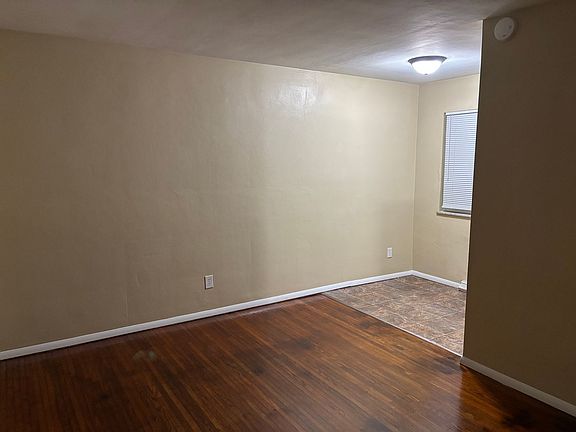 2nd image of 375 S Detroit Ave