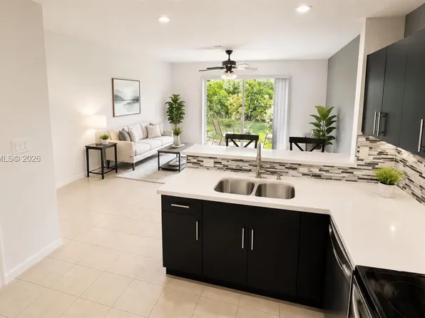3092 SW 129th Ter #102, Hollywood, FL 33027