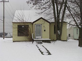 1st image of 2604 Charlesgate Ave SW