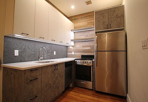 4th image of 1772 Bergen St #B2