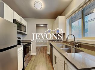 1305 N 4th St, Tacoma, WA 98403