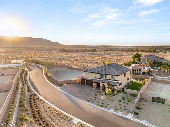 2nd image of 10374 Grapevine Hill Ave