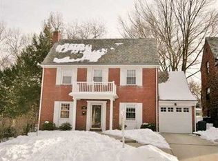 1050 Manor Rd, New Kensington, PA 15068