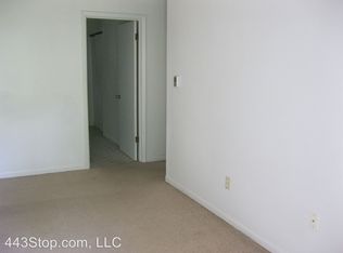 6251 E Circle Dr APT C, Columbia, MO 65202