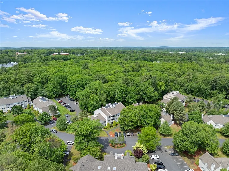 700 Brookside Dr #J — Photo 30