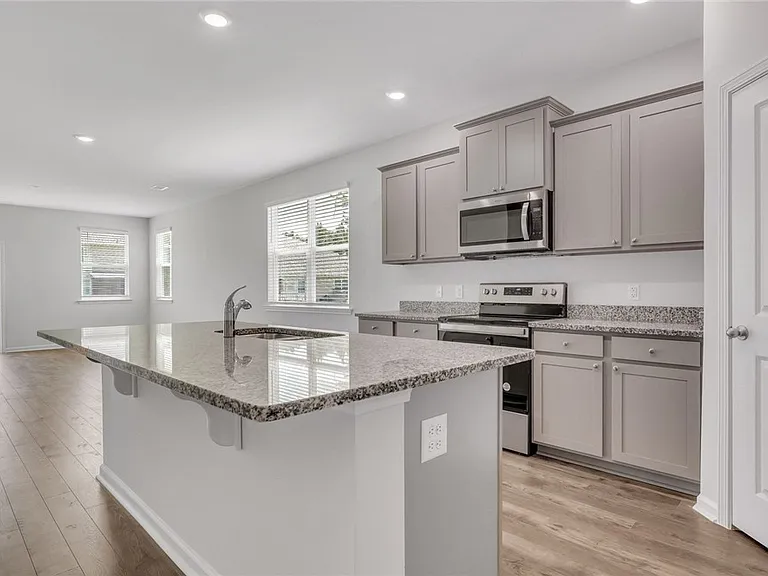146 Coby Ln — Photo 5
