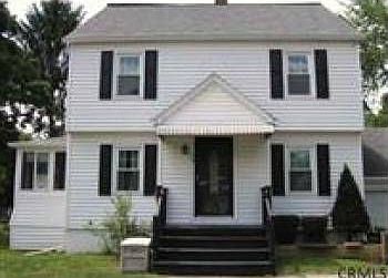 1st image of 28 Malden St