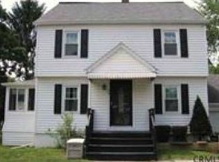 28 Malden St, Nassau, NY 12123