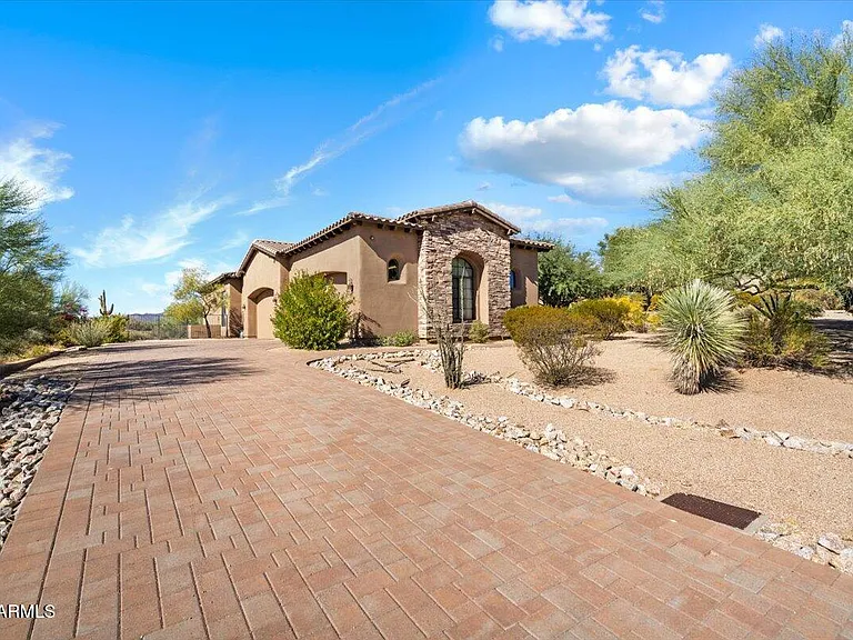 36410 N Boulder View Dr — Photo 2
