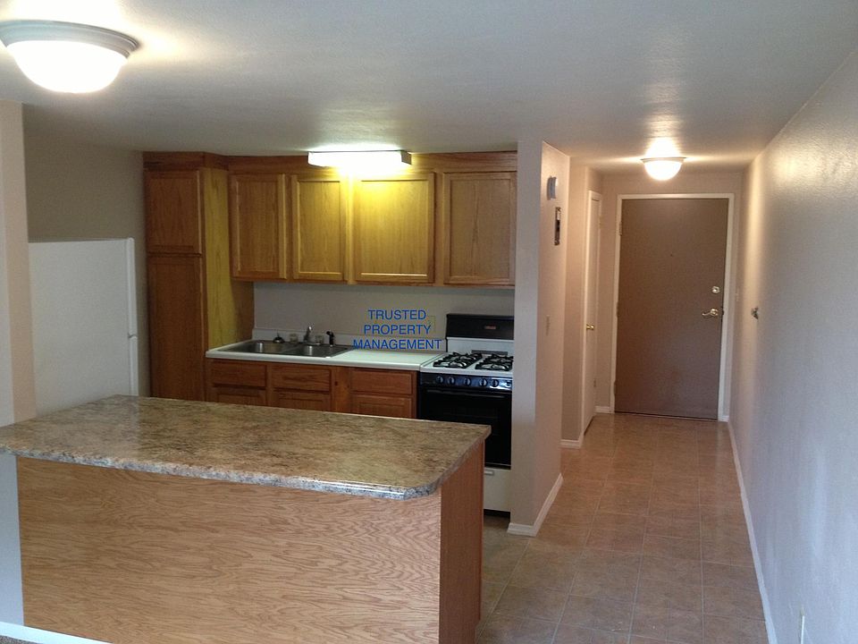 2nd image of 225 E Watertown St APT 2C