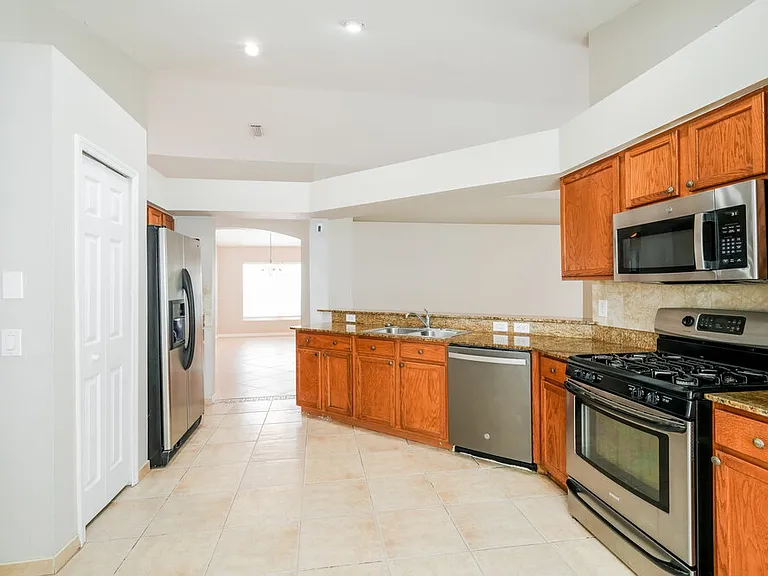 19417 Otters Wick Way — Photo 7