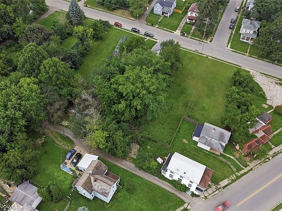 4th image of 317 Altamont Ave
