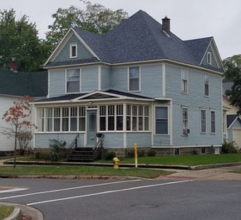 1st image of 383 Maple Ave