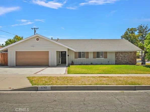 1741 N Date Ave, Rialto, CA 92376