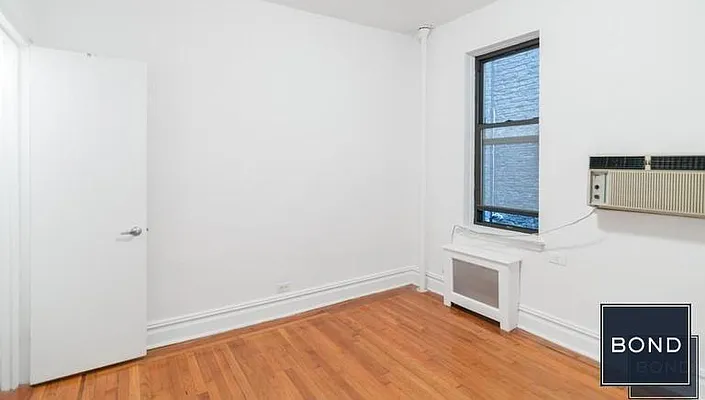 Rented by Bond New York | media 16